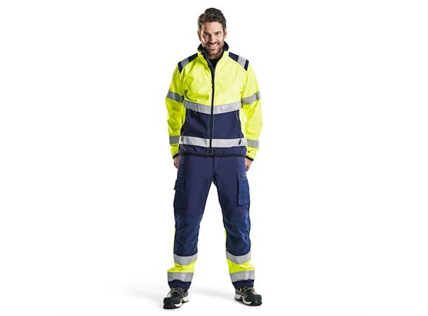4877 Softshelljakke varsel NYEL/BLK XS Smidig og lett softshelljakke i varsel 